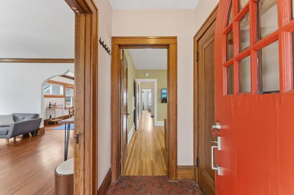 3032 E Minnehaha Pkwy, Minneapolis, MN 55406