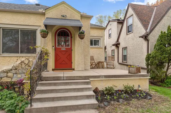 3032 E Minnehaha Pkwy, Minneapolis, MN 55406