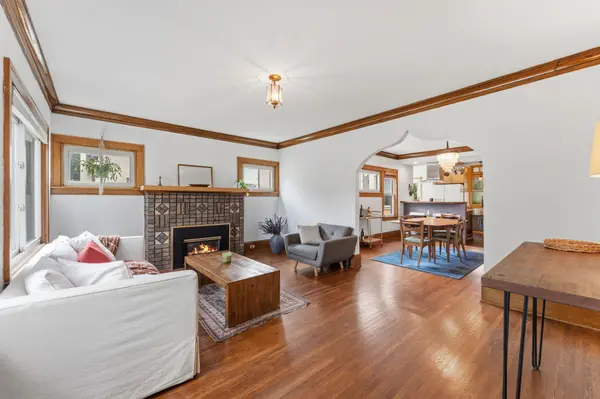 3032 E Minnehaha Pkwy, Minneapolis, MN 55406