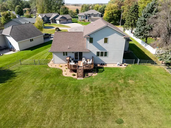 501 W 7th AVE, Osakis, MN 56360