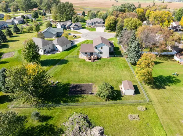 501 W 7th AVE, Osakis, MN 56360