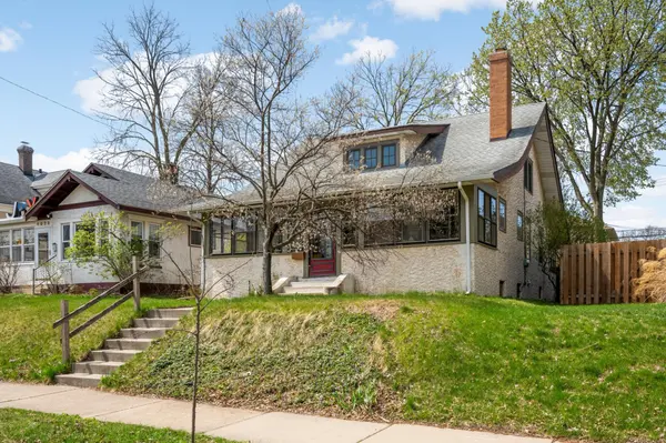 4032 Columbus AVE, Minneapolis, MN 55407