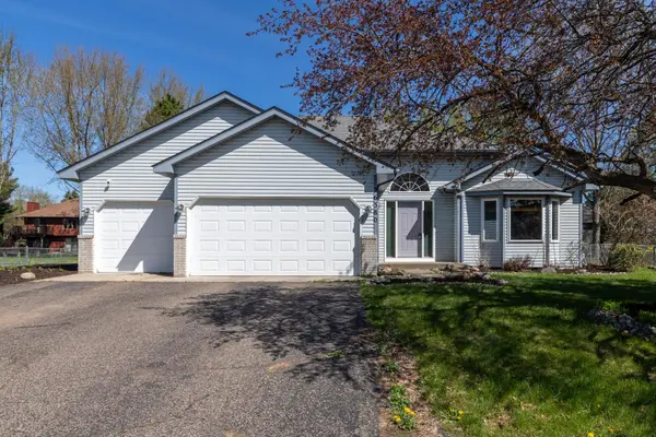 26380 Golden AVE,  Wyoming,  MN 55092