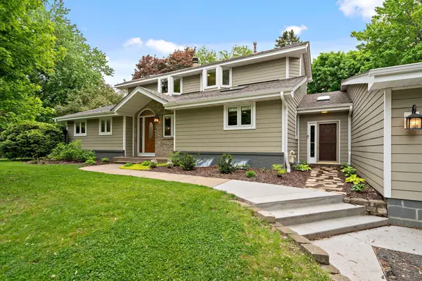 13412 Tudor RD, Hopkins, MN 55305