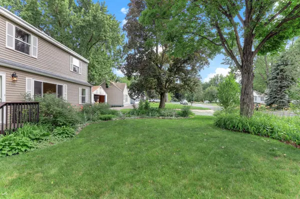 5386 Clifton DR, Mounds View, MN 55112