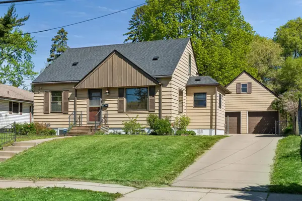 1041 36th AVE NE, Minneapolis, MN 55418