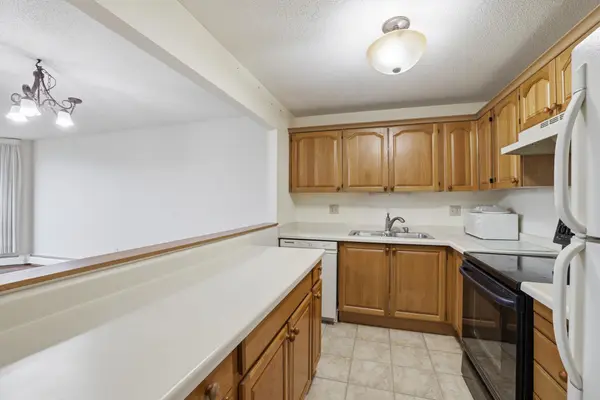 1425 W 28th ST W #218, Minneapolis, MN 55408