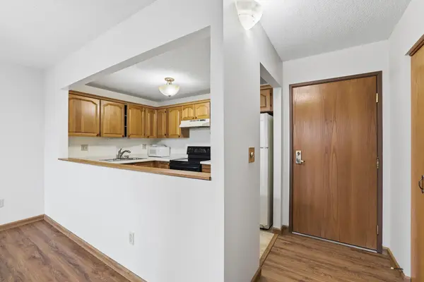 1425 W 28th ST W #218, Minneapolis, MN 55408