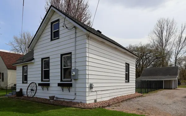208 4th ST S, Cold Spring, MN 56320