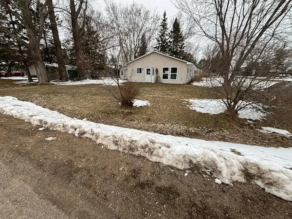 120 E Center AVE, Mcgregor, MN 55760