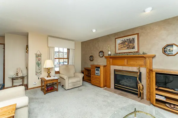 744 Jefferson AVE SW, Eyota, MN 55934
