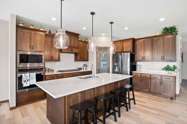 249 3rd ST SW, Delano, MN 55328