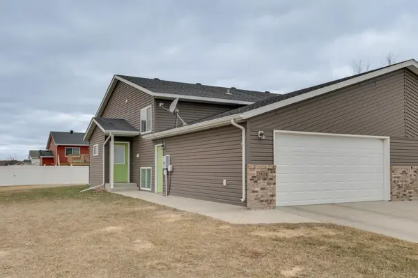 2524 7th CT W,  West Fargo,  ND 58078