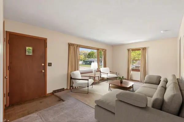 1601 Idaho AVE S, Saint Louis Park, MN 55426