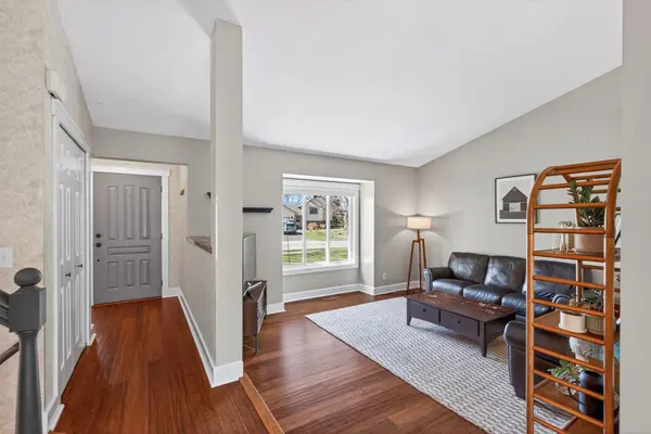 9510 Parkside TRL, Champlin, MN 55316