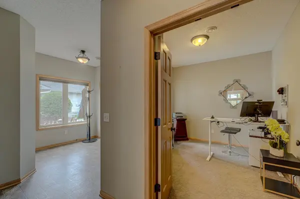 16807 Edinburg WAY, Lakeville, MN 55024