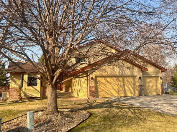 9161 N Kentucky AVE N, Brooklyn Park, MN 55445
