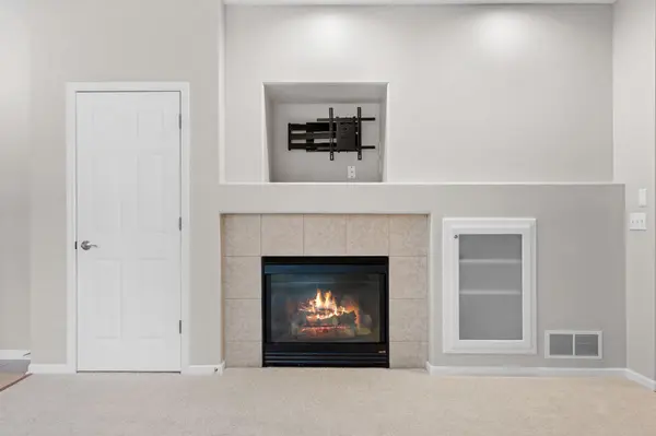 9741 Belmont LN, Eden Prairie, MN 55347