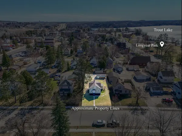 210 Powell AVE, Coleraine, MN 55722