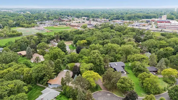 2211 Hill LN S, Saint Louis Park, MN 55416