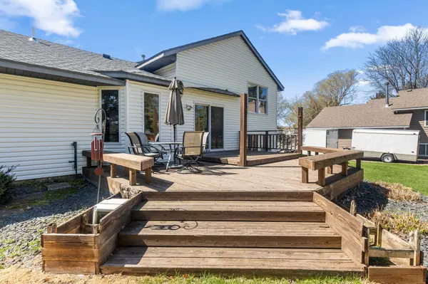 699 Calvin CT, Eagan, MN 55123
