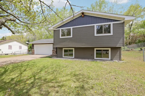 8128 Dawn AVE, Inver Grove Heights, MN 55076