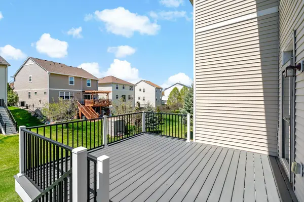 1788 Switchgrass CT, Shakopee, MN 55379