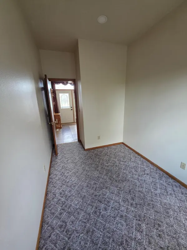 6212 13th ST N, Moorhead, MN 56560