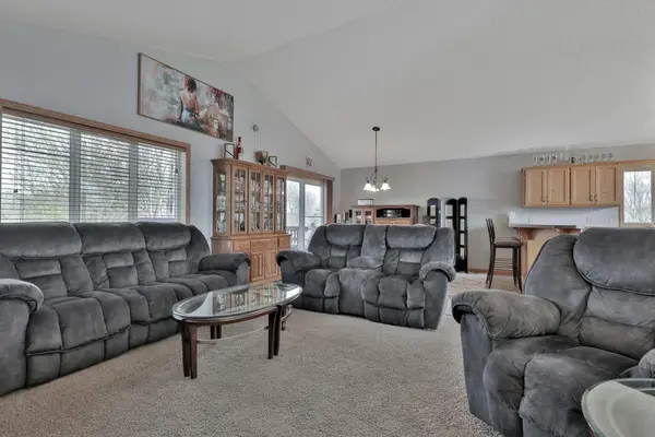 1109 Rum River DR SW, Isanti, MN 55040