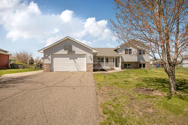 945 Kelsey AVE, Clearwater, MN 55320
