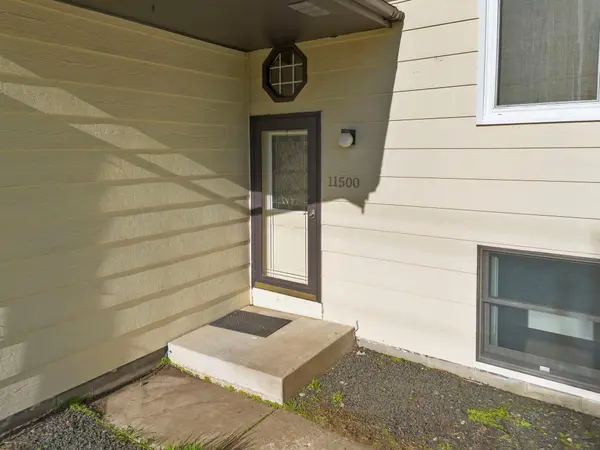 11500 Douglas DR N, Champlin, MN 55316
