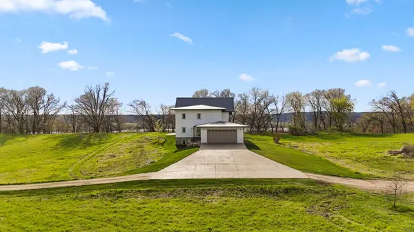 434 210th AVE, Somerset, WI 54025
