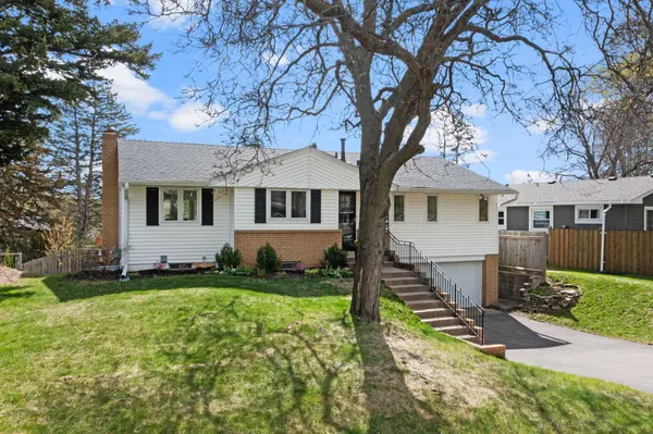 2355 Sumter AVE S, Saint Louis Park, MN 55426