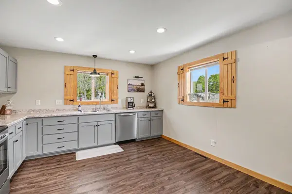305 Oak AVE SE, Montgomery, MN 56069