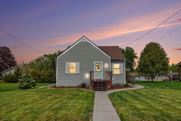 305 Oak AVE SE, Montgomery, MN 56069