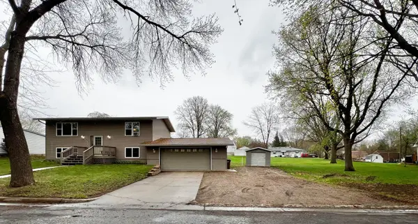 404 N 11th ST, Montevideo, MN 56265
