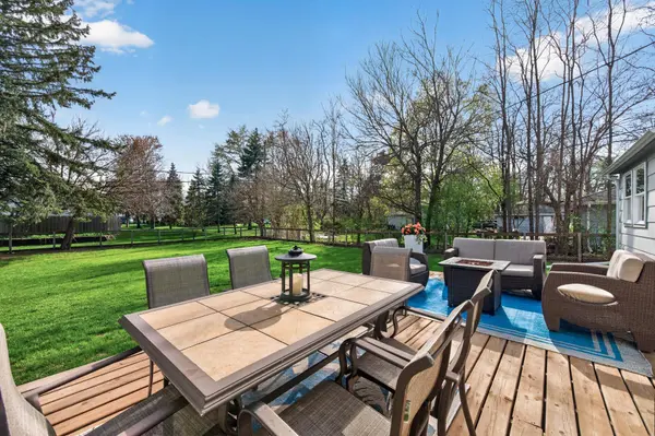 304 Lion LN, Shoreview, MN 55126