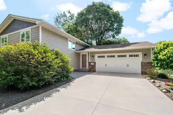 11958 Crane ST NW, Coon Rapids, MN 55448