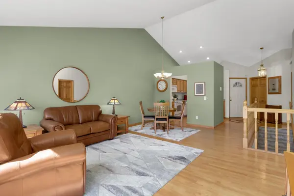 418 97th AVE NW, Coon Rapids, MN 55433