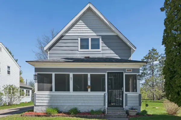 314 Central DR W,  Braham,  MN 55006