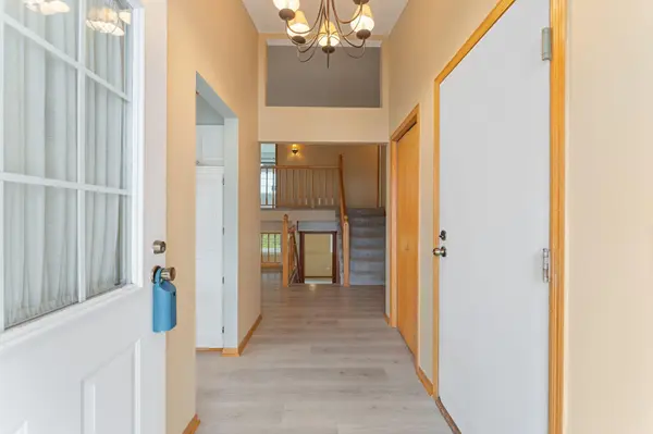 12963 Eastview CT, Apple Valley, MN 55124