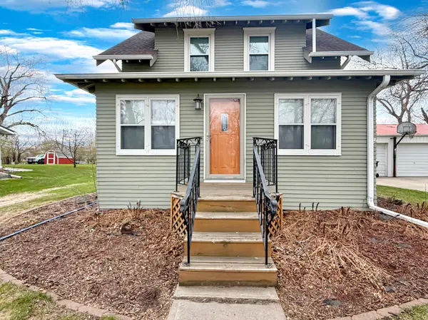 701 E Caledonia AVE, Hillsboro, ND 58045