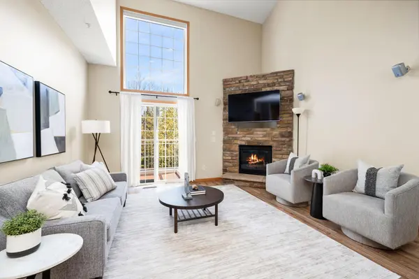 17744 66th AVE N, Maple Grove, MN 55311