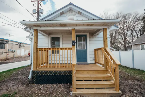 16 12th ST NW, Rochester, MN 55901
