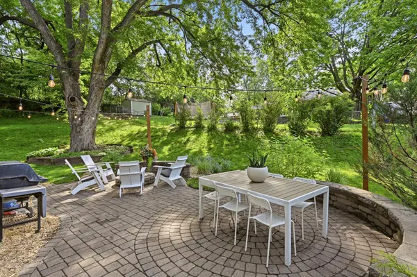 16421 Norwood LN, Minnetonka, MN 55345