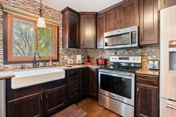 4930 Zealand AVE N, New Hope, MN 55428