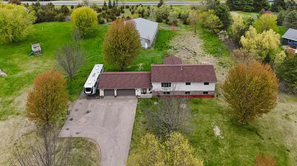 508 Little Orchard RD, Hudson, WI 54016