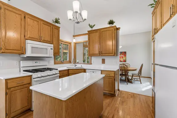 3800 Dunbar CT, Brooklyn Park, MN 55443