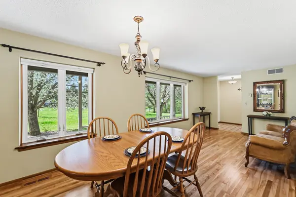 5955 Meadow DR SE, Rochester, MN 55904