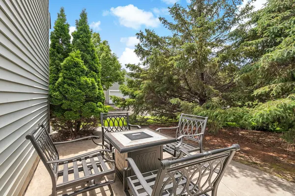 4855 Bulrush BLVD, Shakopee, MN 55379